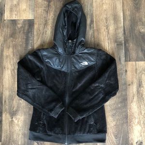 The north face jacket!